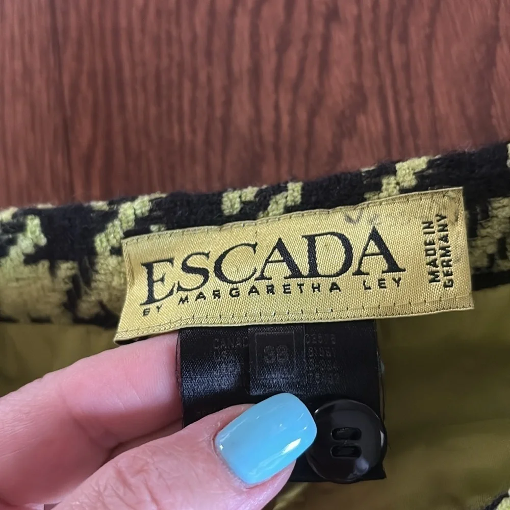 ESCADA wool Houndstooth mini Skirt - Black lime green lined pencil style euro 38